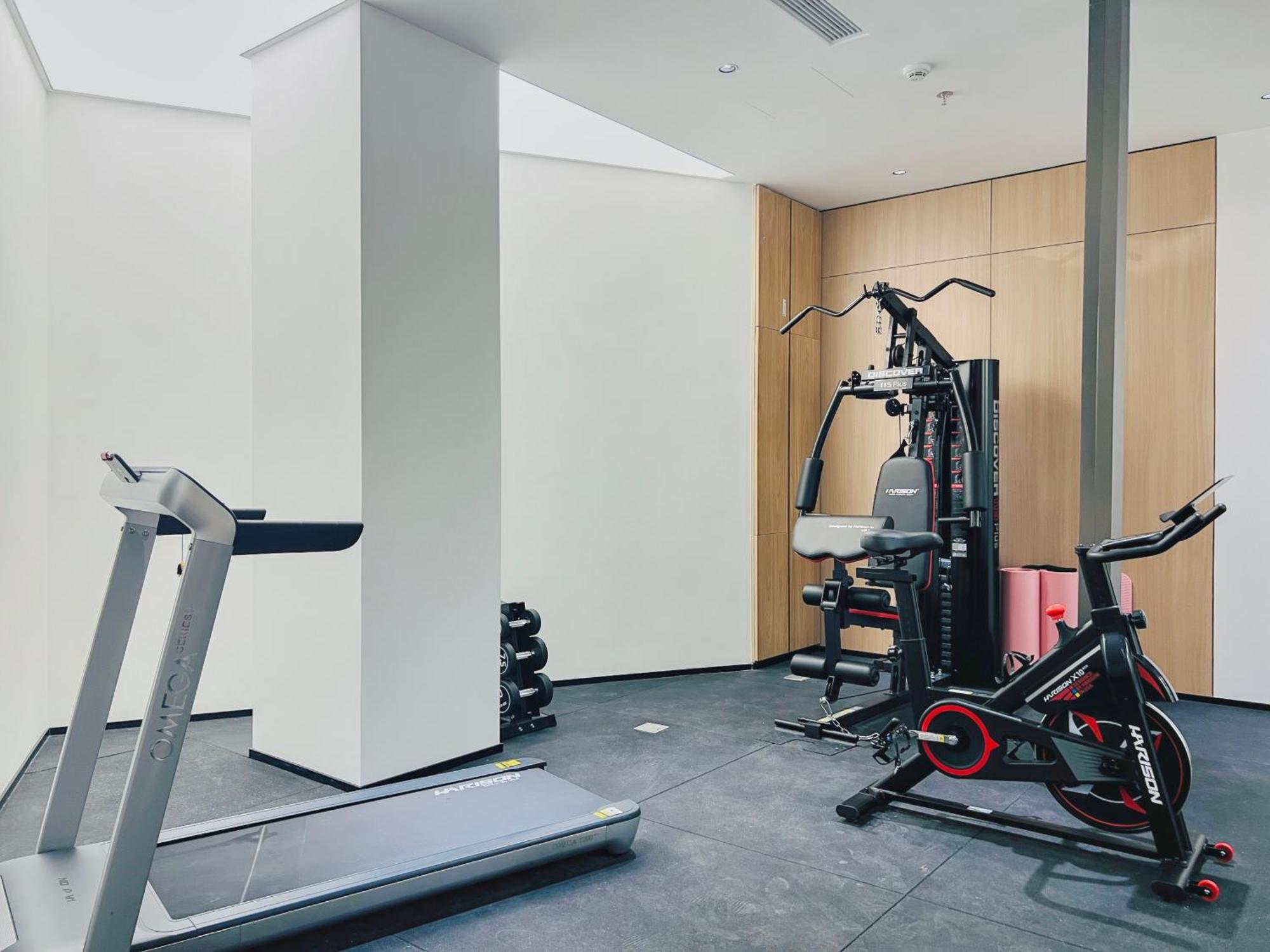 Dayin Garden Hotel -Near People'S Square & Nanjing Road-Large Social Area -Bar -Cafe -Gym -Free Laundry Luggage Storage -24H Front Desk-English Service شانغهاي المظهر الخارجي الصورة