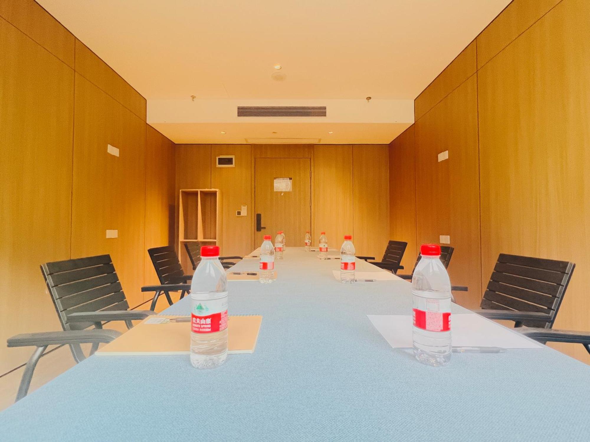 Dayin Garden Hotel -Near People'S Square & Nanjing Road-Large Social Area -Bar -Cafe -Gym -Free Laundry Luggage Storage -24H Front Desk-English Service شانغهاي المظهر الخارجي الصورة