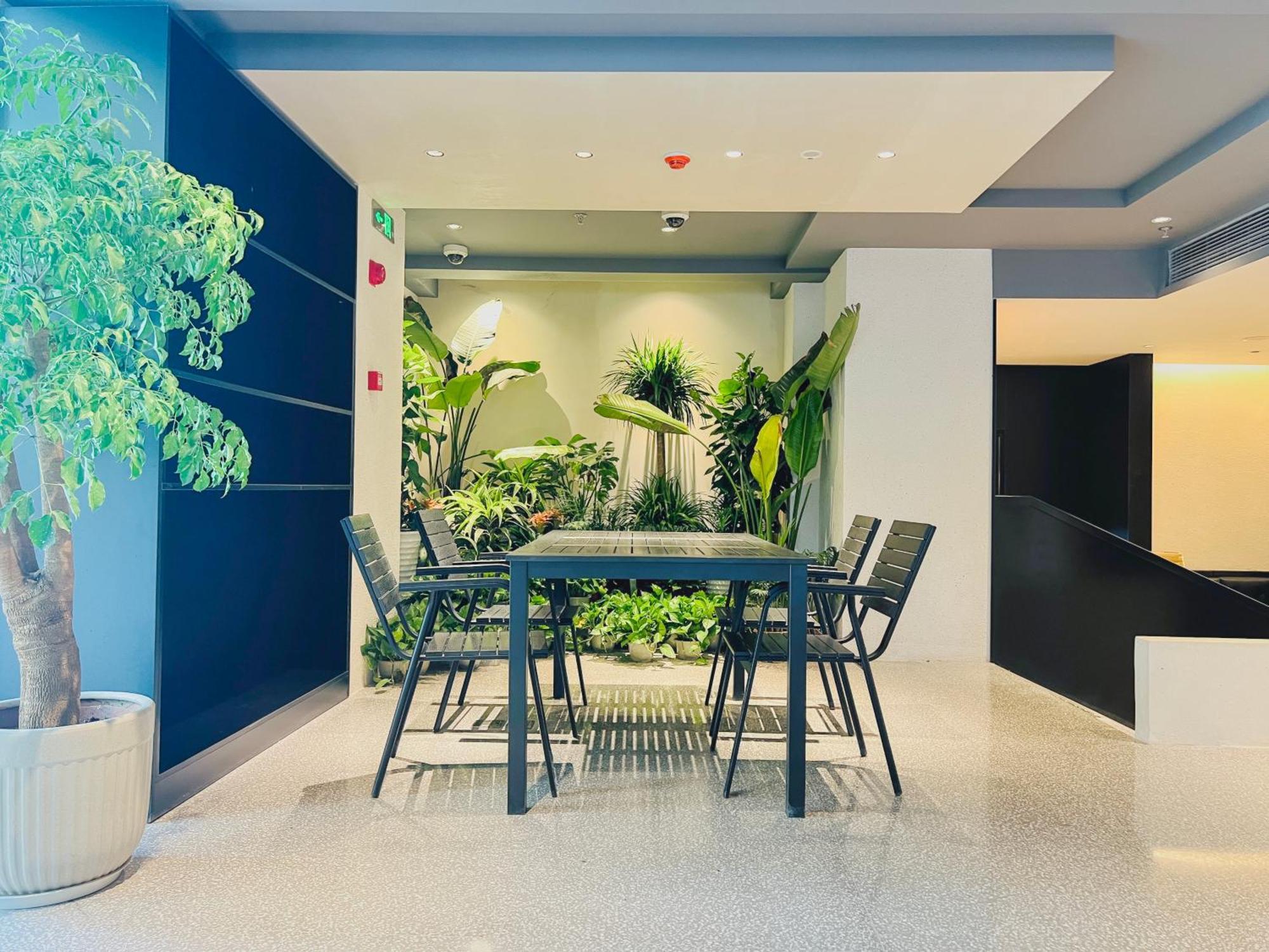 Dayin Garden Hotel -Near People'S Square & Nanjing Road-Large Social Area -Bar -Cafe -Gym -Free Laundry Luggage Storage -24H Front Desk-English Service شانغهاي المظهر الخارجي الصورة