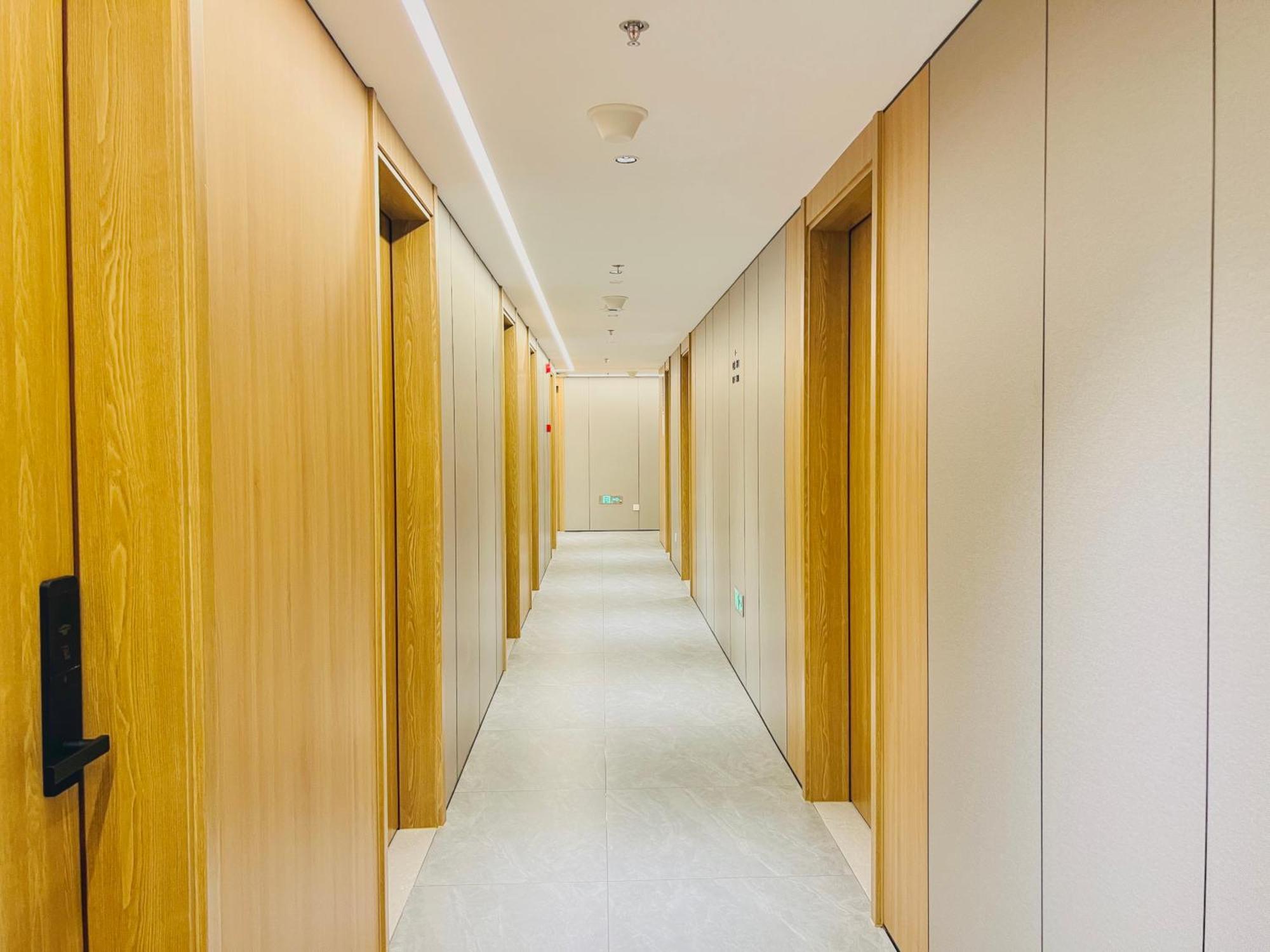 Dayin Garden Hotel -Near People'S Square & Nanjing Road-Large Social Area -Bar -Cafe -Gym -Free Laundry Luggage Storage -24H Front Desk-English Service شانغهاي المظهر الخارجي الصورة