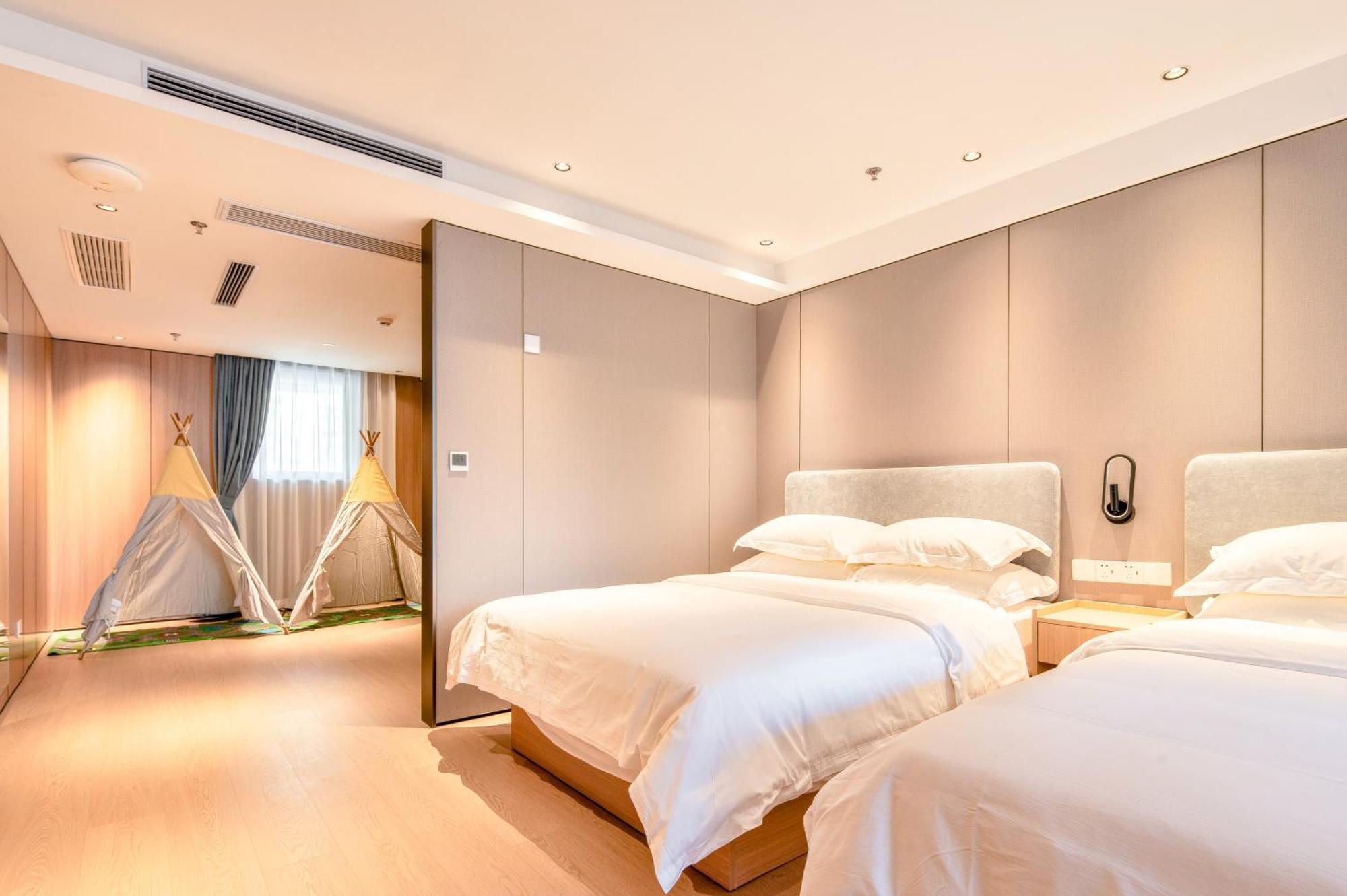 Dayin Garden Hotel -Near People'S Square & Nanjing Road-Large Social Area -Bar -Cafe -Gym -Free Laundry Luggage Storage -24H Front Desk-English Service شانغهاي المظهر الخارجي الصورة